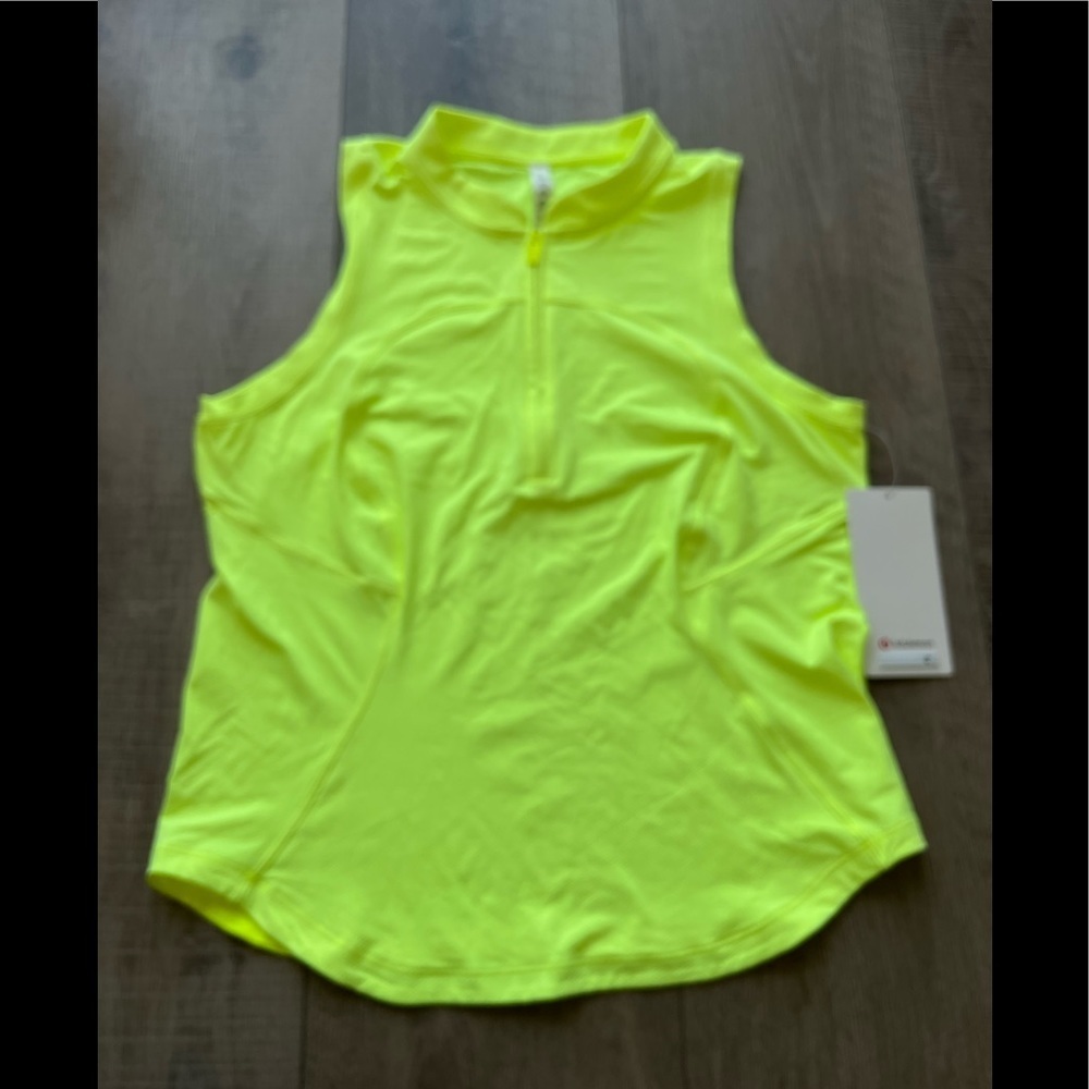 Lululemon Front Zip Mock-Neck Tennis Tank Top in Highlight Yellow Size 10 - Picture 4 of 8